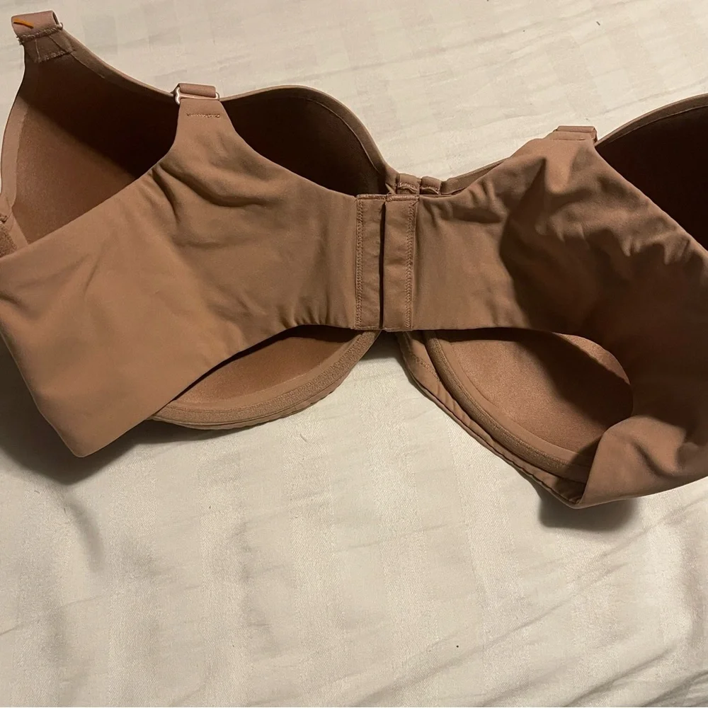 NWT SKIMS fits everyone full coverage bra 46DD - Picture 2 of 7